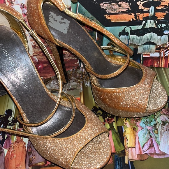 π  π«¦π β’ πππ» ADRIENNE MALOOF π  π«¦π β’ π - Picture 3 of 12